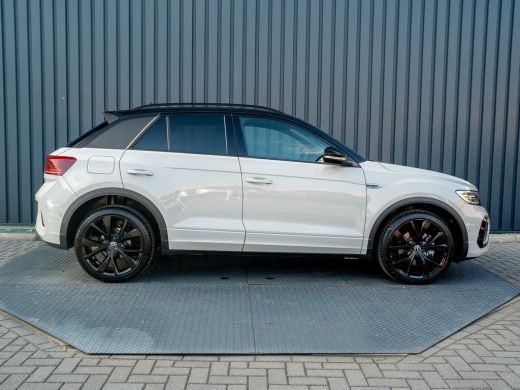 Volkswagen T-Roc 1.5 TSI R-Line Business | Beats | Panodak | Trekhaak afnb | 19'' | Keyless | IQ Light | Prijs Rij... ActivLease financial lease