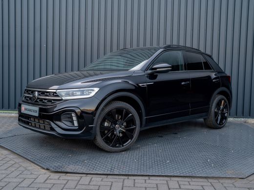 Volkswagen T-Roc 1.5 TSI R-Line Black Style | Panodak | Beats | Keyless | Trekhaak afnb | IQ Light | Side Assist |... ActivLease financial lease