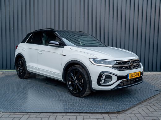 Volkswagen T-Roc 1.5 TSI R-Line Business | Standkachel | Trekhaak afnb. | IQ Light | Camera | Prijs Rijklaar!! ActivLease financial lease