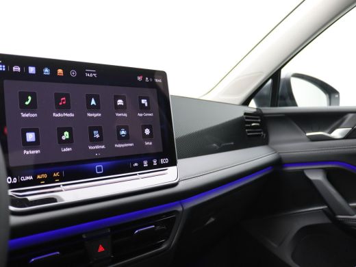 Volkswagen Tiguan 1.5 eHybrid Life Edition 204PK DSG Trekhaak, Elektr. Achterklep, Achteruitrijcamera, Side Assist,... ActivLease financial lease
