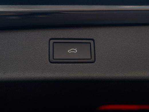 Volkswagen Tiguan 1.5 eTSI R-Line Edition | 360 Camera | Harman/ Kardon | Trekhaak | Panodak | IQ Light | Head Up |... ActivLease financial lease