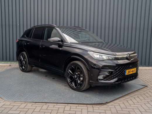 Volkswagen Tiguan 1.5 eTSI R-Line Edition | 360 Camera | Harman/ Kardon | Trekhaak | Panodak | IQ Light | Head Up |... ActivLease financial lease