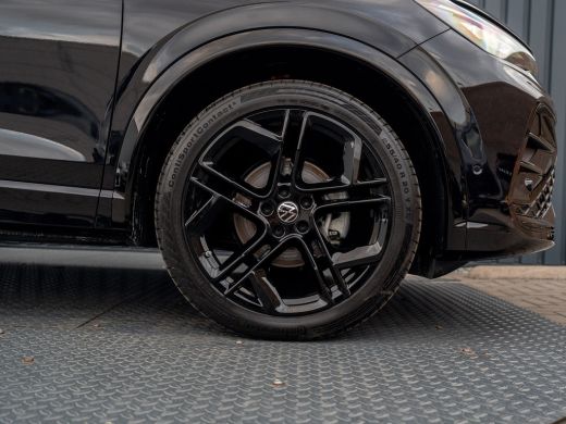 Volkswagen Tiguan 1.5 eTSI R-Line Edition | 360 Camera | Harman/ Kardon | Trekhaak | Panodak | IQ Light | Head Up |... ActivLease financial lease