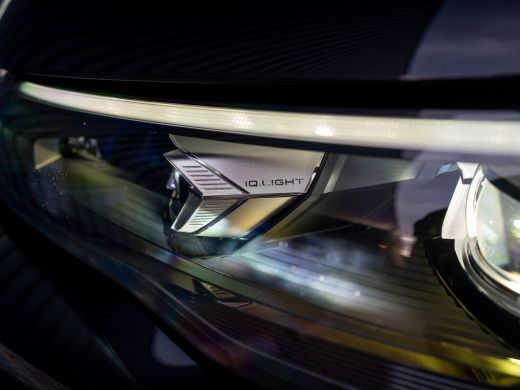 Volkswagen Tiguan 1.5 eTSI R-Line Edition | 360 Camera | Harman/ Kardon | Trekhaak | Panodak | IQ Light | Head Up |... ActivLease financial lease