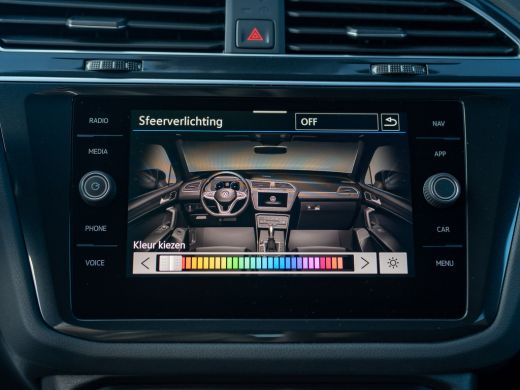 Volkswagen Tiguan 1.5 TSI 150Pk R-Line Business | Wegklapbare Trekhaak | Camera | Prijs Rijklaar!! ActivLease financial lease