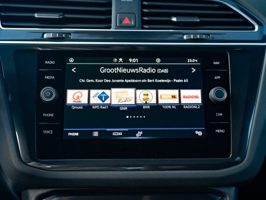 Volkswagen Tiguan 1.5 TSI 150Pk R-Line Business | Wegklapbare Trekhaak | Camera | Prijs Rijklaar!! ActivLease financial lease