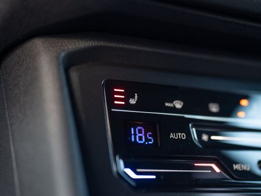 Volkswagen Tiguan 1.5 TSI 150Pk R-Line Business | Wegklapbare Trekhaak | Camera | Prijs Rijklaar!! ActivLease financial lease