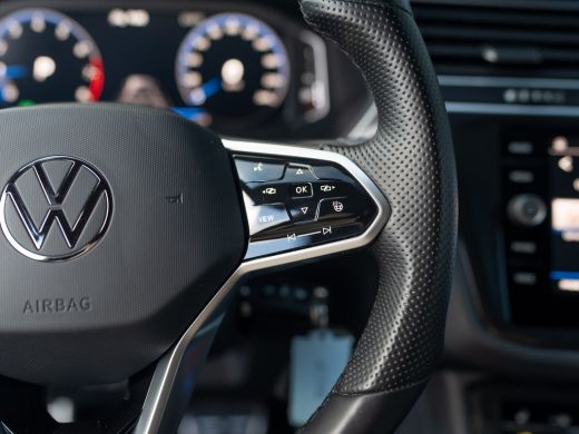 Volkswagen Tiguan 1.5 TSI 150Pk R-Line Business | Wegklapbare Trekhaak | Camera | Prijs Rijklaar!! ActivLease financial lease