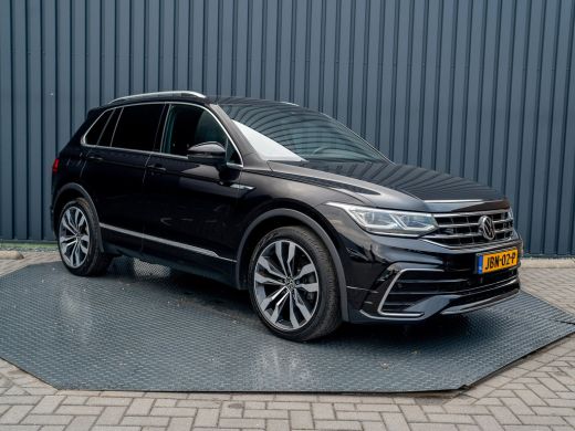 Volkswagen Tiguan 1.5 TSI R-Line Business+ | Leder | Stoelgeheugen | IQ Light | Elk. A-klep | Prijs Rijklaar!! ActivLease financial lease