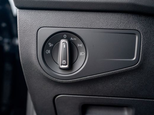 Volkswagen Tiguan 1.5 TSI R-Line Business+ | Leder | Stoelgeheugen | IQ Light | Elk. A-klep | Prijs Rijklaar!! ActivLease financial lease