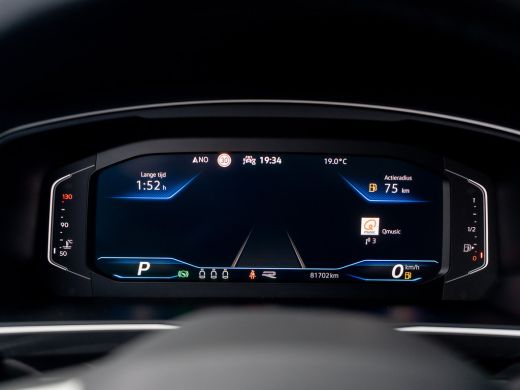 Volkswagen Tiguan 1.5 TSI R-Line Business+ | Leder | Stoelgeheugen | IQ Light | Elk. A-klep | Prijs Rijklaar!! ActivLease financial lease