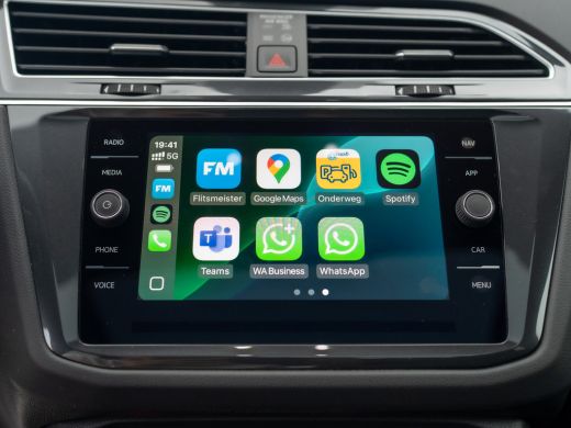 Volkswagen Tiguan 1.5 TSI R-Line Business+ | Black Style | Panodak | Headup | IQ Light | Camera | Elk. A-klep | Pri... ActivLease financial lease