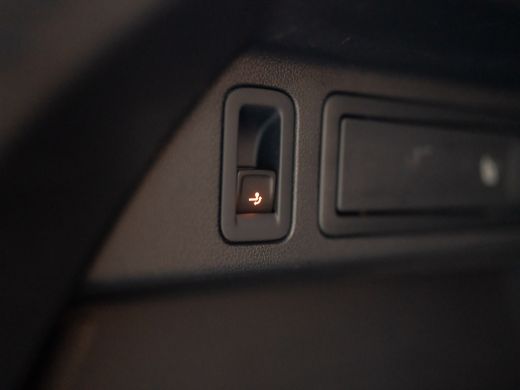 Volkswagen Tiguan 1.5 TSI R-Line Business | Trekhaak wegkl. | Head Up | Side Assist | Camera | LED | Prijs Rijklaar!! ActivLease financial lease