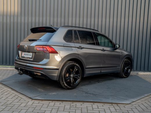 Volkswagen Tiguan 1.5 TSI R-Line Business | Trekhaak wegkl. | Head Up | Side Assist | Camera | LED | Prijs Rijklaar!! ActivLease financial lease