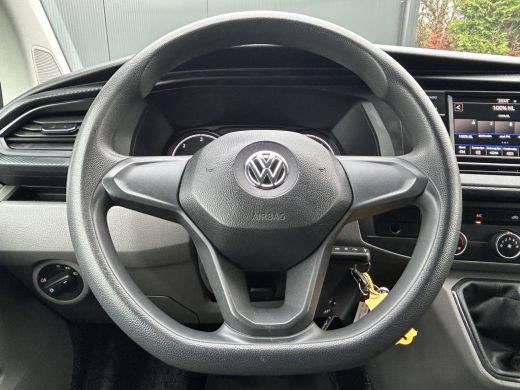 Volkswagen Transporter 2.0 TDI COMFORTLINE / L2H1 / 53.418 KM !! / SORTIMO INRICHTING / 1e EIG. / CAMERA / AIRCO / CRUIS... ActivLease financial lease
