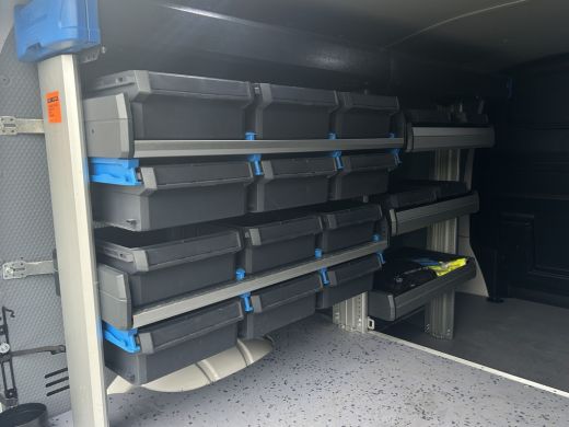 Volkswagen Transporter 2.0 TDI COMFORTLINE / L2H1 / 53.418 KM !! / SORTIMO INRICHTING / 1e EIG. / CAMERA / AIRCO / CRUIS... ActivLease financial lease