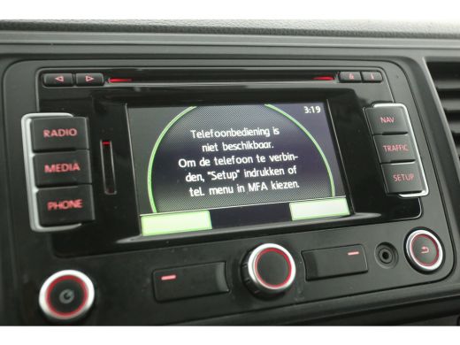 Volkswagen Transporter 2.0 TDI L2H1 | 140PK | Airco | Cruise | Navigatie | Imperiaal | Trekhaak ActivLease financial lease