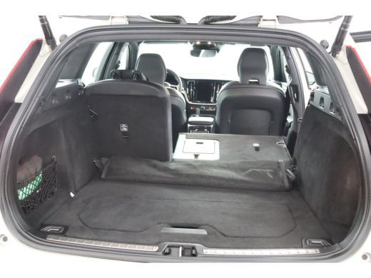 Volvo  V60 2.0 T6 Recharge AWD R-Design ActivLease financial lease