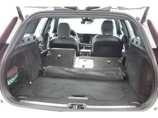 Volvo  V60 2.0 T6 Recharge AWD R-Design ActivLease financial lease