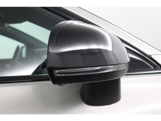 Volvo  V60 2.0 T6 Recharge AWD R-Design ActivLease financial lease