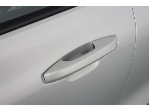 Volvo  V60 2.0 T6 Recharge AWD R-Design ActivLease financial lease