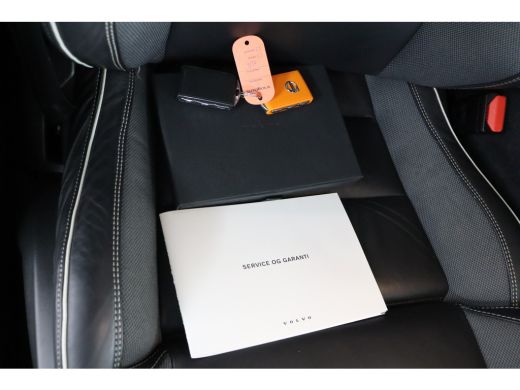 Volvo  V60 2.0 T6 Recharge AWD R-Design ActivLease financial lease