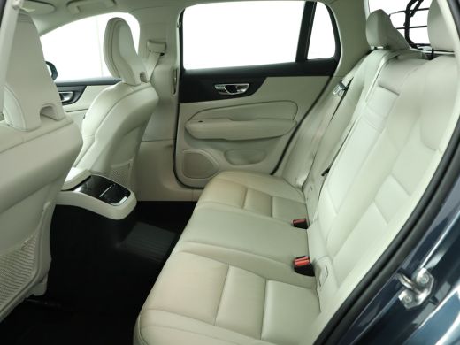 Volvo  V60 2.0 T6 Recharge AWD R-Design ActivLease financial lease