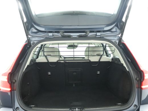 Volvo  V60 2.0 T6 Recharge AWD R-Design ActivLease financial lease