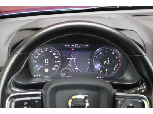 Volvo  XC40 2.0 B4 AWD R-Design | Trekhaak | 360 Camera | Harman/Kardon | Adaptive Cruise | Keyless ActivLease financial lease