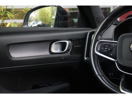 Volvo  XC40 2.0 B4 AWD R-Design | Trekhaak | 360 Camera | Harman/Kardon | Adaptive Cruise | Keyless ActivLease financial lease