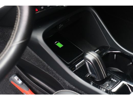 Volvo  XC40 2.0 B4 AWD R-Design | Trekhaak | 360 Camera | Harman/Kardon | Adaptive Cruise | Keyless ActivLease financial lease