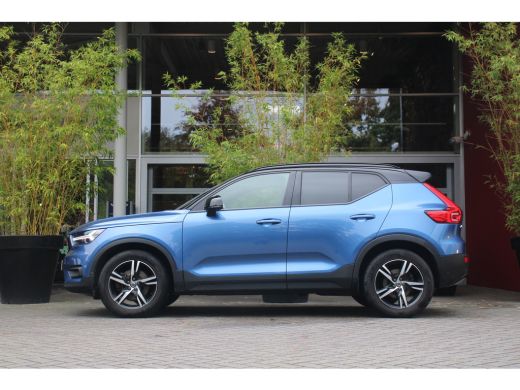 Volvo  XC40 2.0 B4 AWD R-Design | Trekhaak | 360 Camera | Harman/Kardon | Adaptive Cruise | Keyless ActivLease financial lease