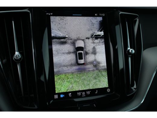 Volvo  XC60 2.0 T6 Plug-in hybrid AWD Plus Dark | Long Range | 360° Camera | Panoramadak | Leder | Elek stoel... ActivLease financial lease