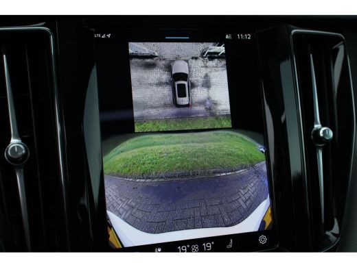 Volvo  XC60 2.0 T6 Plug-in hybrid AWD Plus Dark | Long Range | 360° Camera | Panoramadak | Leder | Elek stoel... ActivLease financial lease