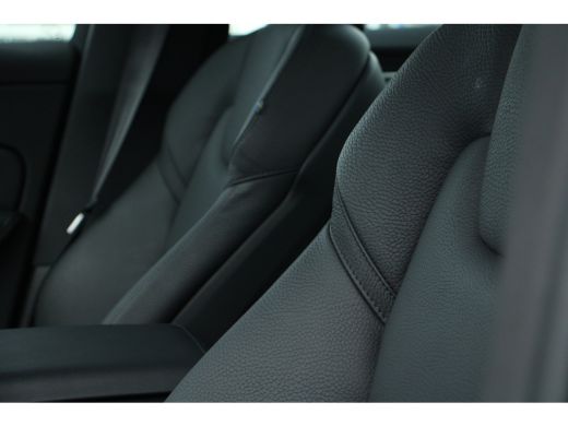 Volvo  XC60 2.0 T6 Plug-in hybrid AWD Plus Dark | Long Range | 360° Camera | Panoramadak | Leder | Elek stoel... ActivLease financial lease