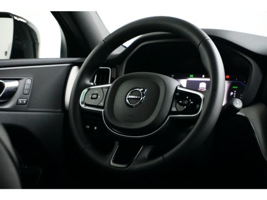 Volvo  XC60 T6 Plug-in hybrid AWD Plus Dark | Achterbank verwarmd | Alarmsysteem | Apple Carplay/Android Auto... ActivLease financial lease