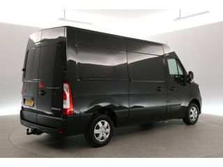 Renault Master T35 2.3 dCi 135 L2H2 | 3500kg Trekgew. | Airco | Cruise | 3-Zits | Camera | Navigatie | Trekh. | ...