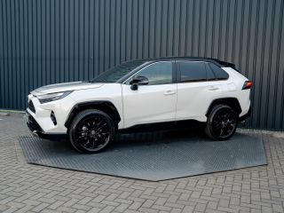 Toyota RAV4 2.5 Hybrid AWD Style/ Bi-Tone | Stoel & Stuur verw. | 19'' | Camera | Elk A-klep | Keyless | Prij...