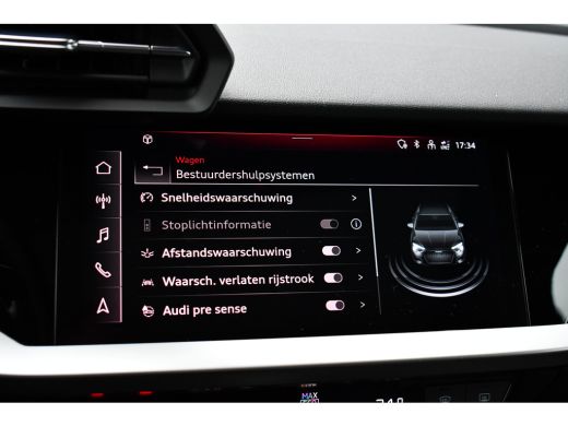 Audi A3 Sportback 40 TFSI e S-Line Pano ACC S-zetels 18inch ActivLease financial lease