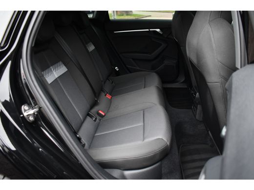 Audi A3 Sportback 40 TFSI e S-Line Pano ACC S-zetels 18inch ActivLease financial lease