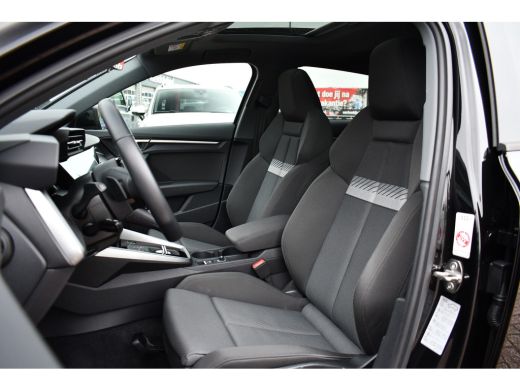 Audi A3 Sportback 40 TFSI e S-Line Pano ACC S-zetels 18inch ActivLease financial lease