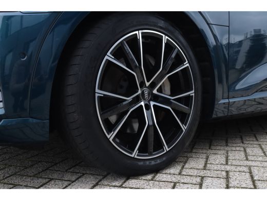 Audi e-tron 50 quattro Launch edition plus 71 kWh | Schuifdak | Adaptieve Cruise | Stoelverwarming | Luchtver... ActivLease financial lease