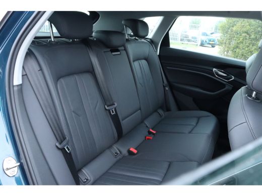 Audi e-tron 50 quattro Launch edition plus 71 kWh | Schuifdak | Adaptieve Cruise | Stoelverwarming | Luchtver... ActivLease financial lease