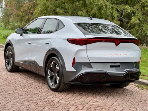 CUPRA Tavascan 82kWh 286pk Essential | 15'' infotainment | Dodehoeksensoren | Stoelverwarming ActivLease financial lease