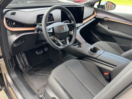 CUPRA Tavascan 82kWh 286pk Essential | 15'' infotainment | Dodehoeksensoren | Stoelverwarming ActivLease financial lease