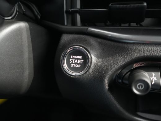 Fiat 600 1.2 Hybrid La Prima | Achteruitrijcamera | Airco (automatisch) | Apple Carplay/Android Auto|telef... ActivLease financial lease