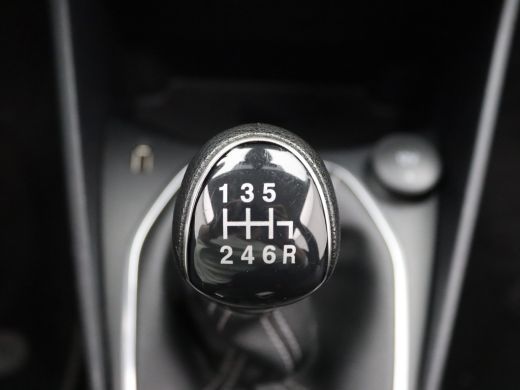 Ford Fiesta 1.0 EcoBoost Hybrid Titanium | Airco (automatisch) | Boordcomputer | Cruise control ActivLease financial lease