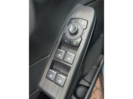 Ford Kuga 2.5 PHEV Titanium 225pk | Dodehoek | Winter Pack | Adap. Cruise | Elek. Trekhaak | 1e Eigenaar & ... ActivLease financial lease