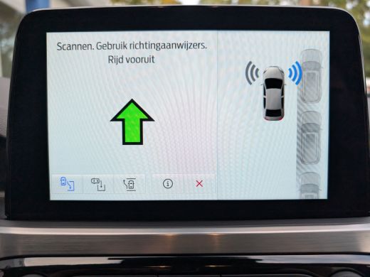 Ford Kuga 2.5 PHEV Titanium 225pk | Dodehoek | Winter Pack | Adap. Cruise | Elek. Trekhaak | 1e Eigenaar & ... ActivLease financial lease