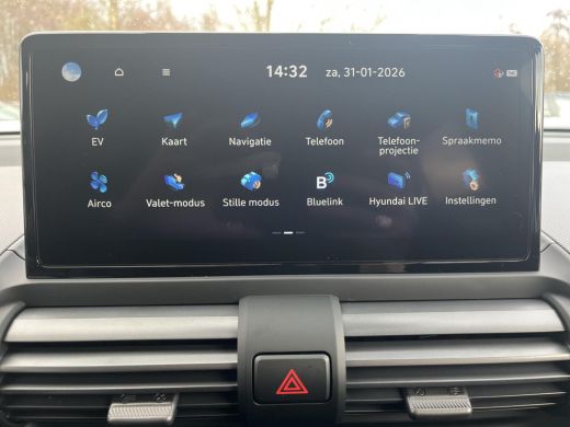 Hyundai Inster Evolve 49 kWh | Rijklaarprijs! Dus geen extra afleverkosten! | Winter pakket | Apple CarPlay/Andr... ActivLease financial lease